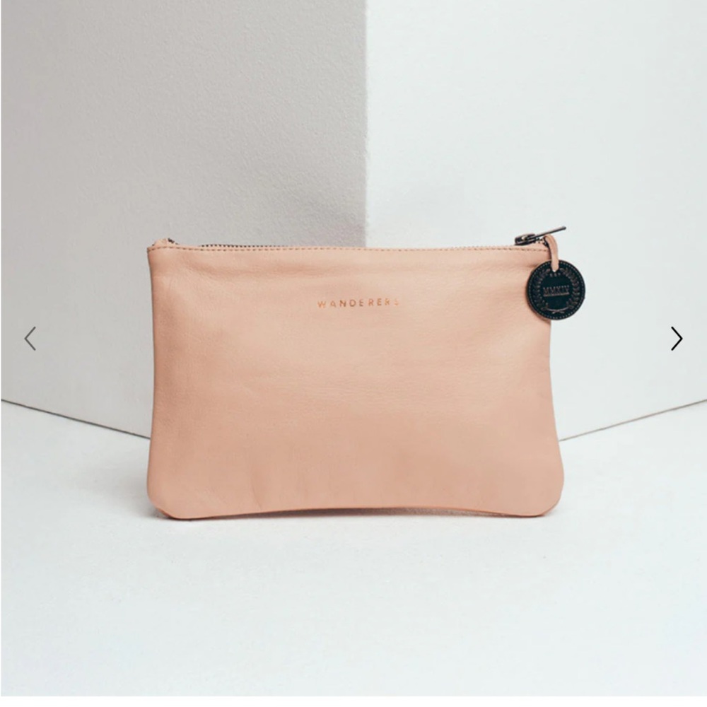 Wanders Saint-Tropez Blush Travel Clutch BNWOT